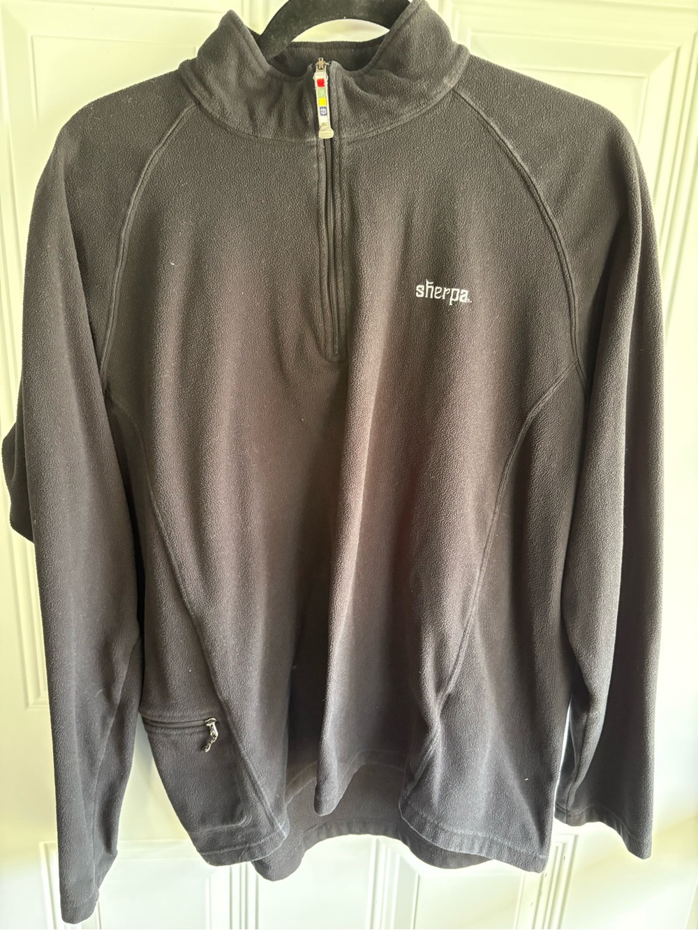 Sherpa Women's Quarter-Zip Fleece Pullover - Black